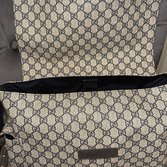 Gucci Diaper Bag GG Coated Canvas - Picture 3 of 10